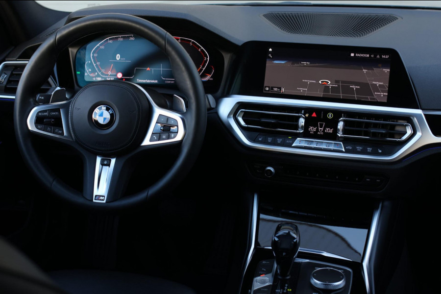 BMW 3 Serie Touring 320i High Executive *Stuurverwarming*Leder*Trekhaak*