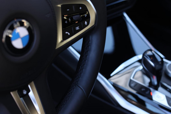 BMW 3 Serie Touring 320i High Executive *Stuurverwarming*Leder*Trekhaak*