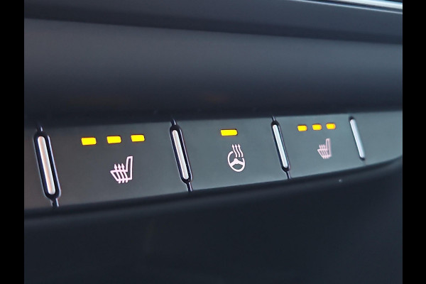 Kia Ceed Sportswagon 1.0 T-GDi DynamicPlusLine | Stoel- en Stuurverwarming | Elektr. Achterklep | Cruise | Navi | Privacy Glass | LED |