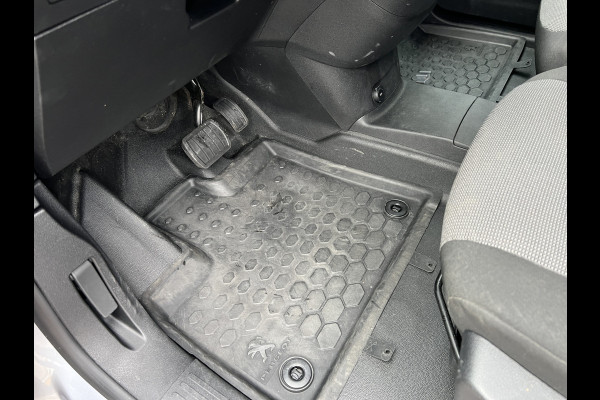 Peugeot Partner 1.5 BlueHDI Premium Automaat 3 Pers