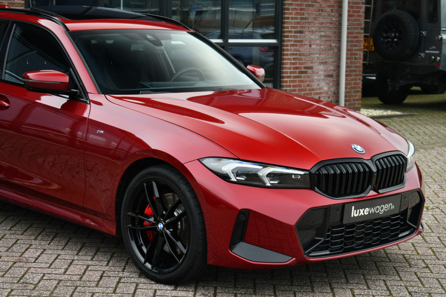 BMW 3 Serie Touring 330e M-Sport LCI-2 Pano Trekh 360 HUD El-zetels