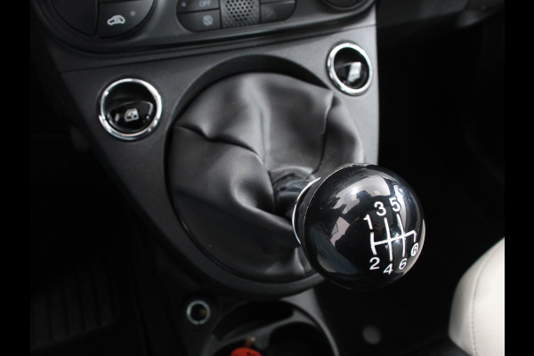 Fiat 500 1.0 Hybrid Dolcevita | Parkeersensor achter | Climate control | Radio | Panoramadak | Cruise control