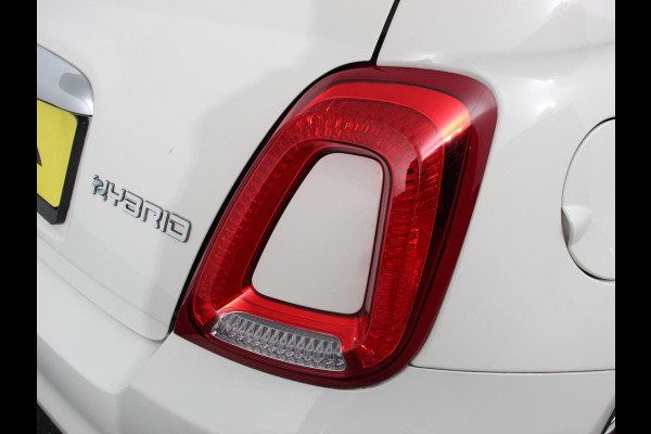 Fiat 500 1.0 Hybrid Dolcevita | Parkeersensor achter | Climate control | Radio | Panoramadak | Cruise control