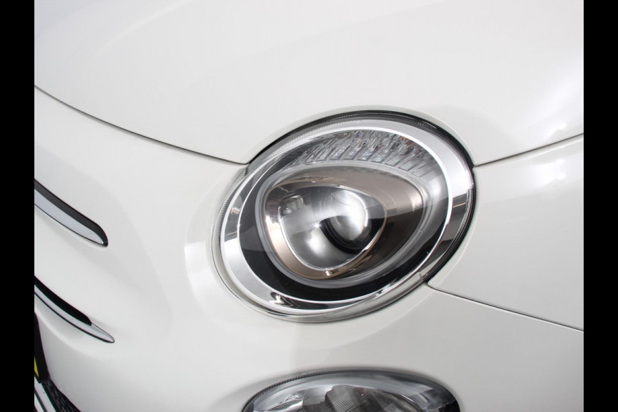 Fiat 500 1.0 Hybrid Dolcevita | Parkeersensor achter | Climate control | Radio | Panoramadak | Cruise control