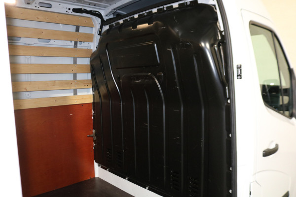 Renault Master 2.3 dCi 135pk L3 H2 Work Edition