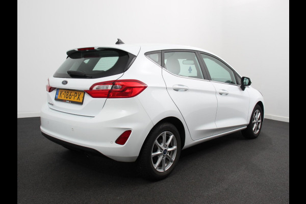 Ford Fiesta 1.0 EcoBoost Titanium | Navigatie | Apple Carplay/Android Auto | Climate Control | Stoelverwarming | Cruise Control | Lichtmetalen Velgen