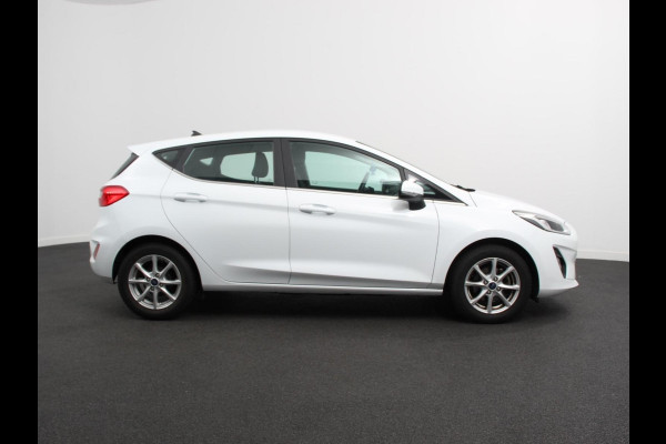 Ford Fiesta 1.0 EcoBoost Titanium | Navigatie | Apple Carplay/Android Auto | Climate Control | Stoelverwarming | Cruise Control | Lichtmetalen Velgen