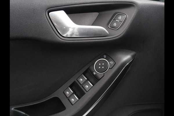 Ford Fiesta 1.0 EcoBoost Titanium | Navigatie | Apple Carplay/Android Auto | Climate Control | Stoelverwarming | Cruise Control | Lichtmetalen Velgen