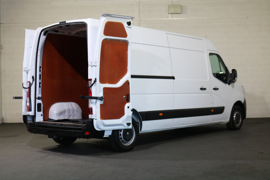 Renault Master T35 2.3 dCi 135pk L3 H2 Work Edition