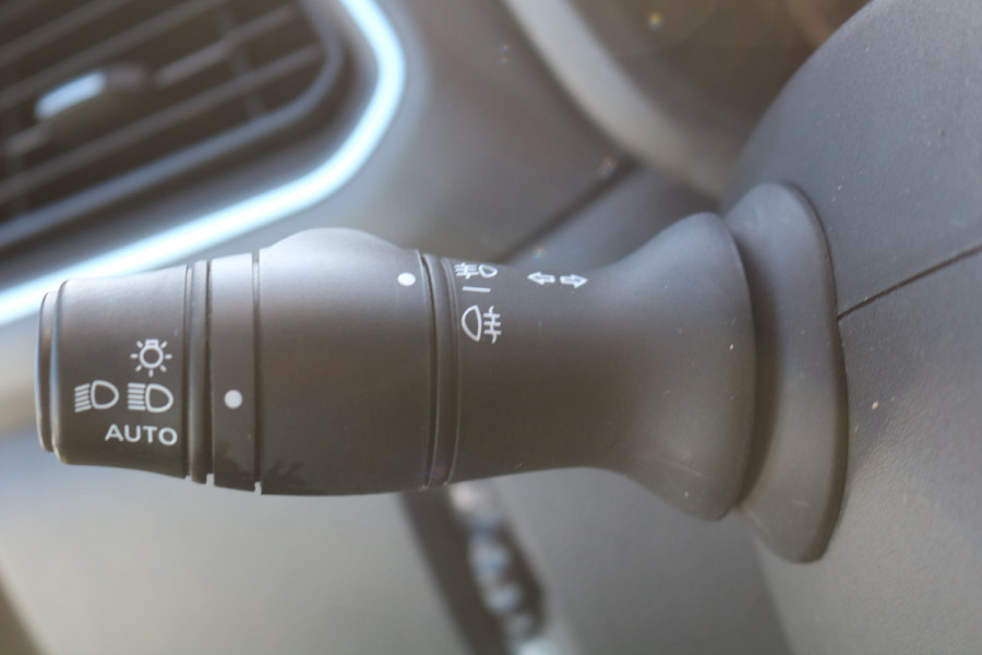 Renault Master T35 2.3 dCi 135pk L3 H2 Work Edition