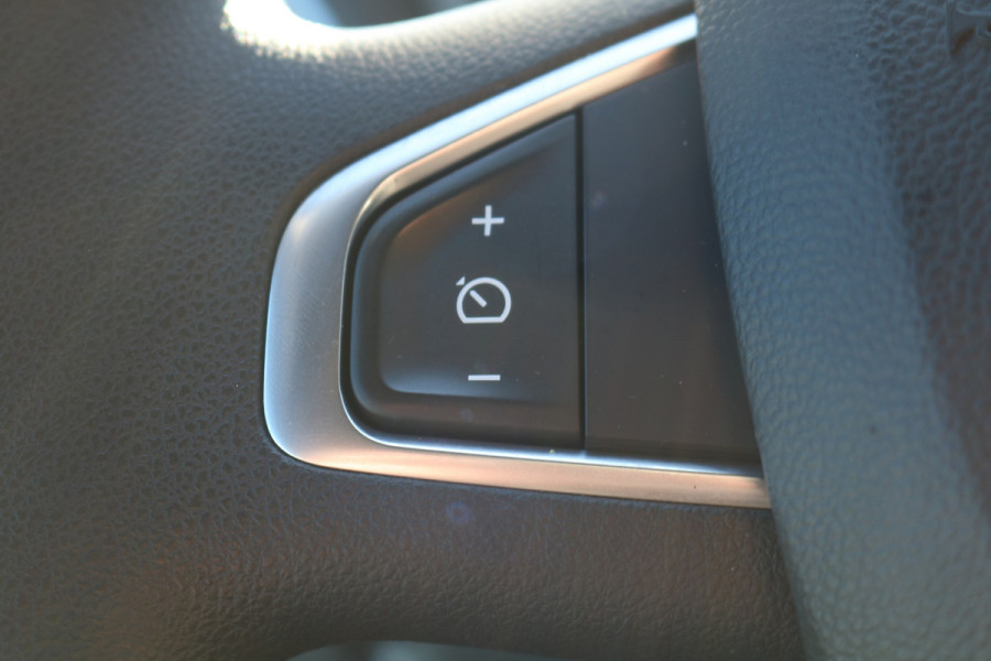 Renault Master T35 2.3 dCi 135pk L3 H2 Work Edition