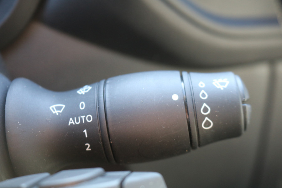 Renault Master T35 2.3 dCi 135pk L3 H2 Work Edition