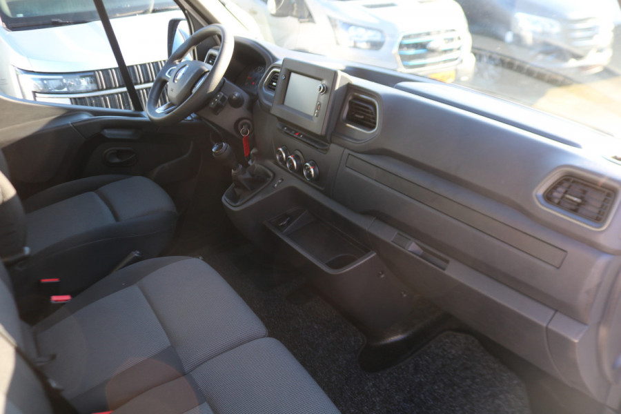 Renault Master T35 2.3 dCi 135pk L3 H2 Work Edition