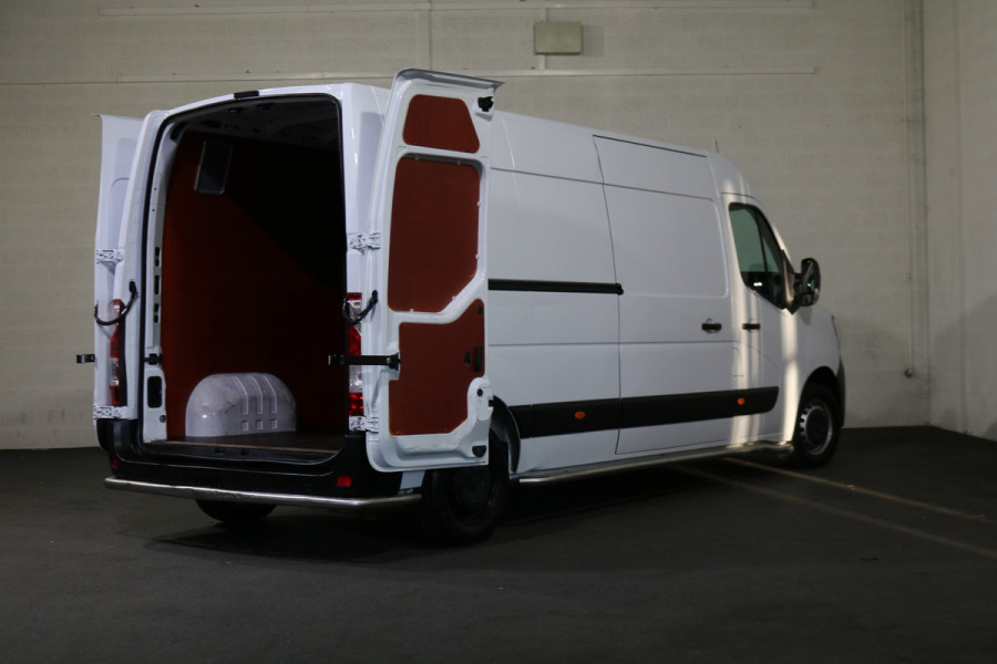 Renault Master T35 2.3 dCi 135pk L3 H2 Work Edition