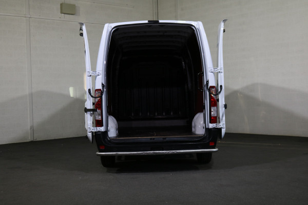 Renault Master T35 2.3 dCi 135pk L3 H2 Work Edition