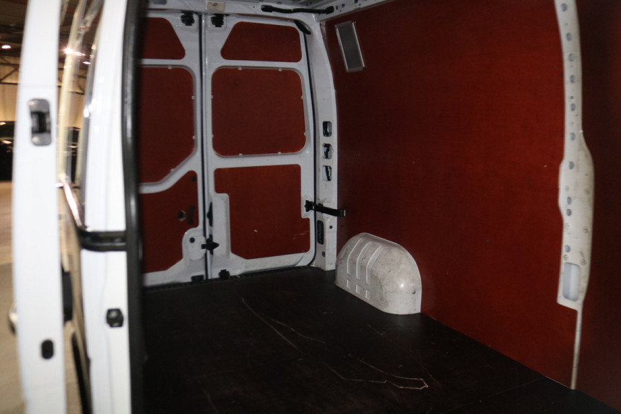 Renault Master T35 2.3 dCi 135pk L3 H2 Work Edition