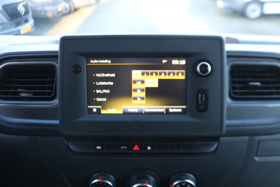 Renault Master T35 2.3 dCi 135pk L3 H2 Work Edition