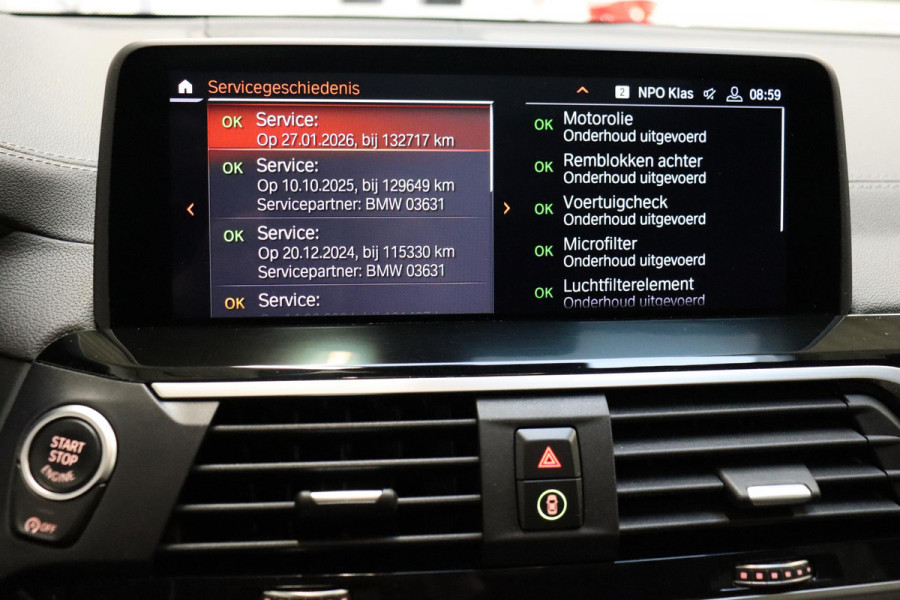 BMW X3 xDrive20i High Executive xLine Automaat / Live Cockpit Professional / Panoramadak / Wegklapbare Trekhaak / Sportstoelen Elektrisch Verstelbaar / Adaptieve LED-koplamp / Driving Assistant / Head-Up Display / 20 Inch / Stoelverwarming / Hifi / Chrome Line / DAB