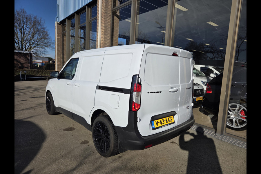Ford Transit Courier Limited 92Kw - 125Pk ALS NIEUW Links & Rechts Schuifdeur Navi Camera Carplay