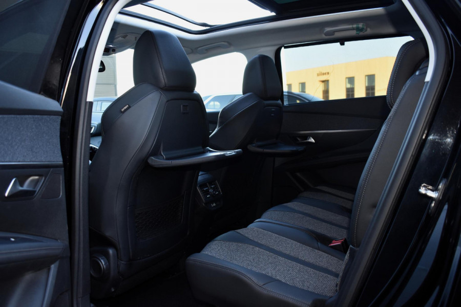 Peugeot 5008 1.2 PureTech 130PK Aut. Allure | 7 Zits | Navi | Panodak | Camera | Incl. garantie