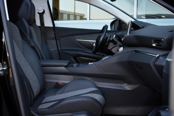 Peugeot 5008 1.2 PureTech 130PK Aut. Allure | 7 Zits | Navi | Panodak | Camera | Incl. garantie