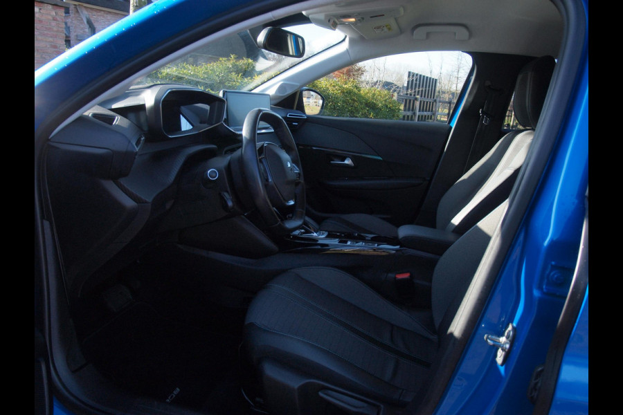 Peugeot e-208 EV Blue Lease Allure 50 kWh | SOH 90% | Camera | Apple Carplay | Cruise Control | NL-Auto |