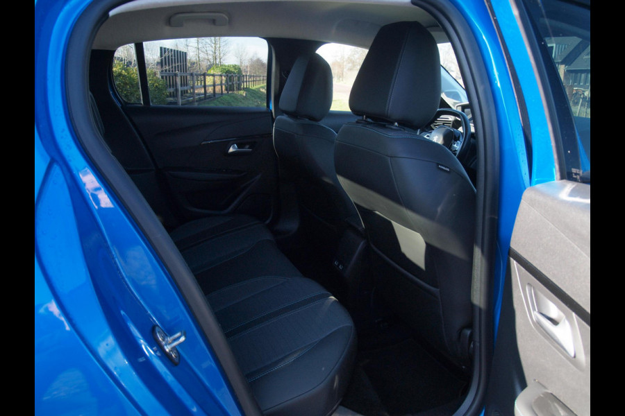 Peugeot e-208 EV Blue Lease Allure 50 kWh | SOH 90% | Camera | Apple Carplay | Cruise Control | NL-Auto |