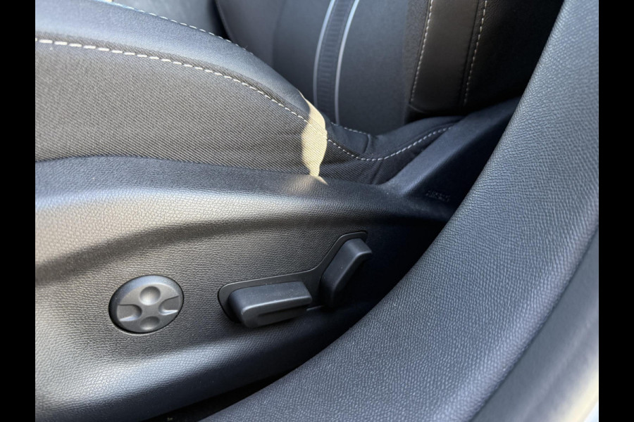 Opel Astra Electric 54 kWh GS | 3-FASE | SOH 95% | AFNEEMBARE TREKHAAK | NET ONDERHOUD GEHAD / DIRECT LEVERBAAR | STOEL- & STUURVERWARMING | 360° CAMERA | ORIGINEEL NL AUTO |