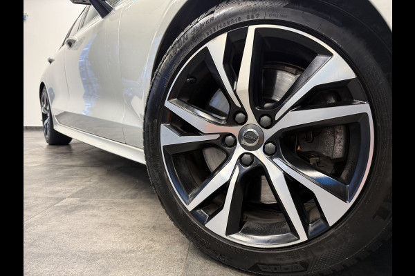 Volvo V60 2.0 T5 R-Design Cruise/Climate