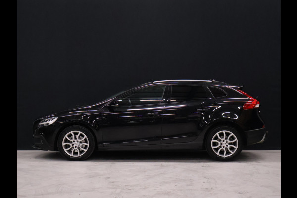 Volvo V40 Cross Country 1.5 T3 Polar+ Luxury [TREKHAAK, PANORAMADAK, KEYLESS ENTRY, CAMERA, VOL LEDER, STOELVERWARMING, NIEUWSTAAT]