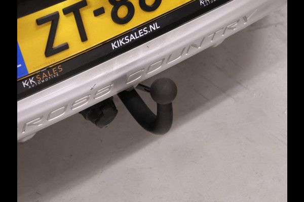 Volvo V40 Cross Country 1.5 T3 Polar+ Luxury [TREKHAAK, PANORAMADAK, KEYLESS ENTRY, CAMERA, VOL LEDER, STOELVERWARMING, NIEUWSTAAT]