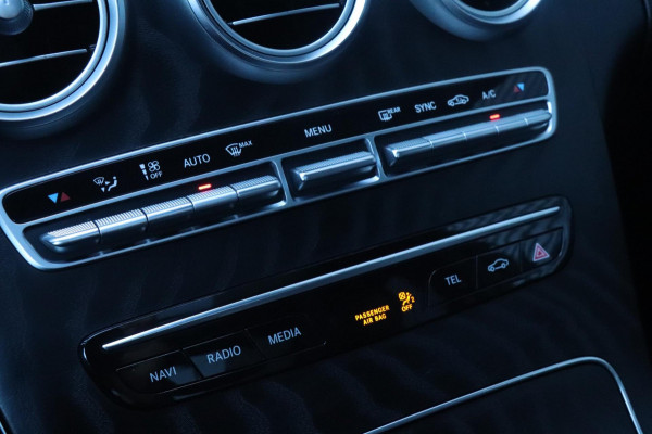 Mercedes-Benz C-Klasse Estate 200 AMG | PANO - SFEER - CAMERA - ACC - VOLL!