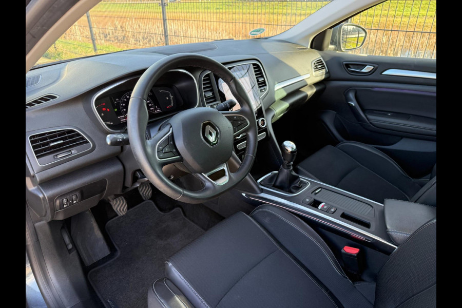Renault Mégane Estate 1.3 TCe 140 Techno | Camera | PDC | Keyless | Lane assist