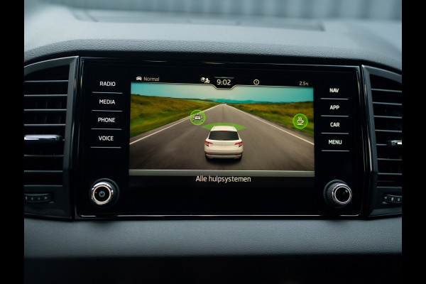 Škoda Karoq 1.5 TSI ACT Sportline Business | Trekhaak wegkl. | Camera | Prijs Rijklaar!!