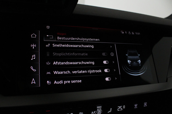 Audi A3 Sportback 35 TFSI S line edition > Full S line/Matrix-LED/Black-Optiek/19inch/Mythoszwart metallic