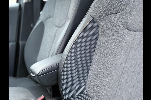 Renault Captur 1.3 TCe Intens | Pano, Navi, PDC, Trekhaak, Cruise, Climate | Dealeronderhouden | NAP |