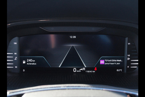 Škoda Octavia Combi 1.0 e-TSI Business Edition Plus | Head-Up Display | Sfeerverlichting | Automaat | Cruise Control | Apple Carplay | Parkeersensoren |