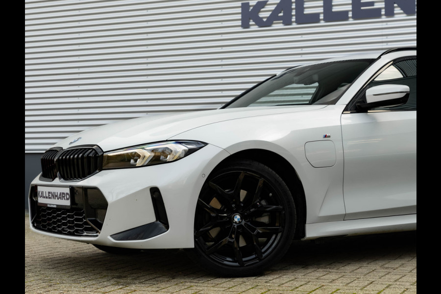BMW 3 Serie Touring 330e xDrive - M-Sport - LCI 2 - Memoryzetel - Head-up - Driving + Parking Ass