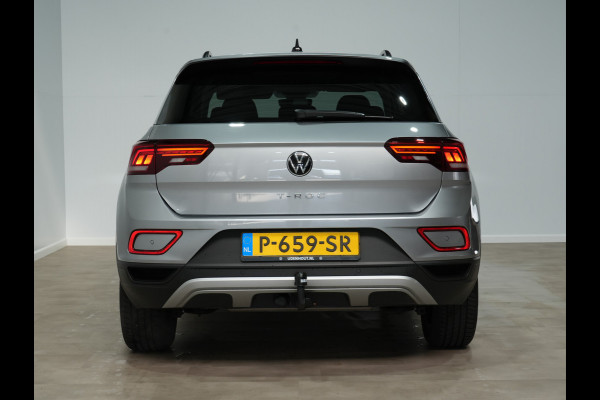 Volkswagen T-Roc 1.5 TSI 150pk DSG Life 75 Edition Navigatie via App Camera PDC Trekhaak 169