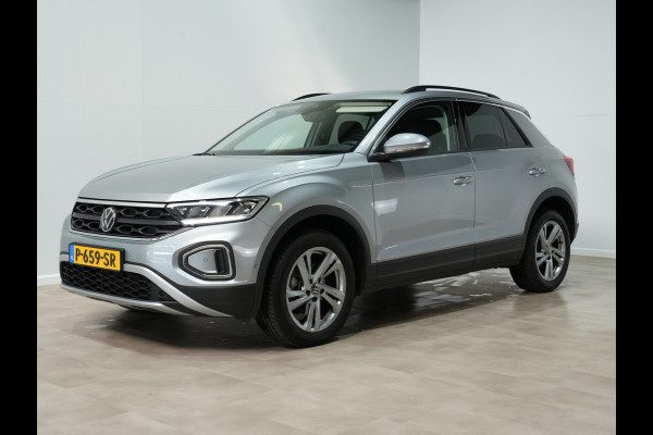 Volkswagen T-Roc 1.5 TSI 150pk DSG Life 75 Edition Navigatie via App Camera PDC Trekhaak 169