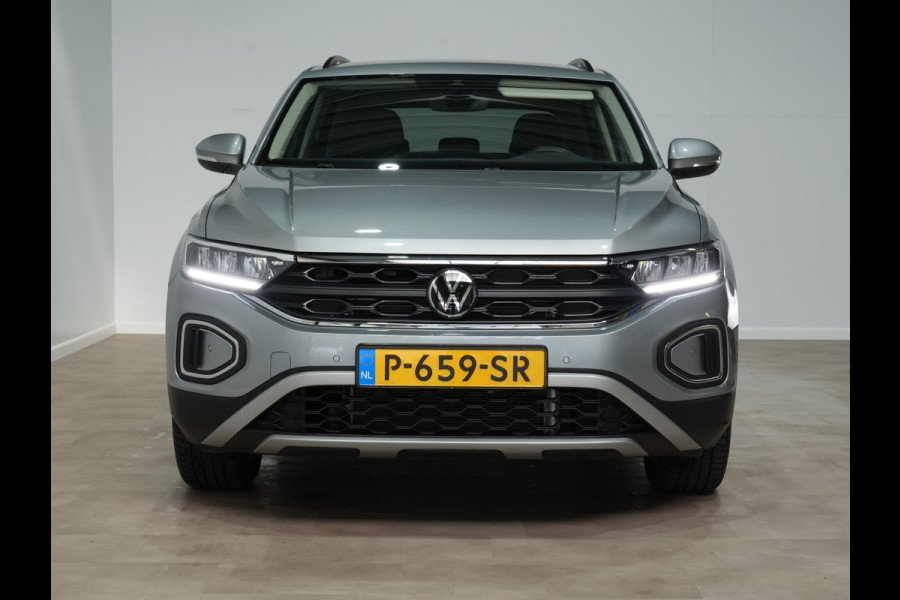 Volkswagen T-Roc 1.5 TSI 150pk DSG Life 75 Edition Navigatie via App Camera PDC Trekhaak 169
