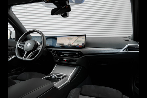 BMW 3 Serie Touring 330e xDrive - M-Sport - LCI 2 - Memoryzetel - Head-up - Driving + Parking Ass