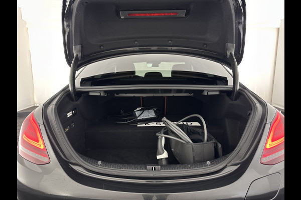 Mercedes-Benz C-Klasse 300 e Business Solution AMG Limited ( Plug-in ) (INCL.BTW) *PANO | LEATHER | MULTIBEAM-LED | DISTRONIC | DIGI-COCKPIT | HEATED-SPORTSEATS | TOP-VIEW | NAVI-FULLMAP | DAB+ | KEYLESS | TOWBAR | 18''ALU*