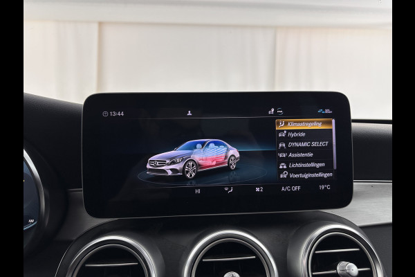 Mercedes-Benz C-Klasse 300 e Business Solution AMG Limited ( Plug-in ) (INCL.BTW) *PANO | LEATHER | MULTIBEAM-LED | DISTRONIC | DIGI-COCKPIT | HEATED-SPORTSEATS | TOP-VIEW | NAVI-FULLMAP | DAB+ | KEYLESS | TOWBAR | 18''ALU*