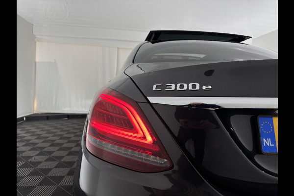 Mercedes-Benz C-Klasse 300 e Business Solution AMG Limited ( Plug-in ) (INCL.BTW) *PANO | LEATHER | MULTIBEAM-LED | DISTRONIC | DIGI-COCKPIT | HEATED-SPORTSEATS | TOP-VIEW | NAVI-FULLMAP | DAB+ | KEYLESS | TOWBAR | 18''ALU*