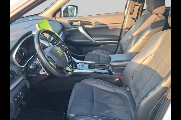 Mitsubishi Eclipse Cross 2.4 PHEV Intense+ Originele NL auto ! Trekhaak