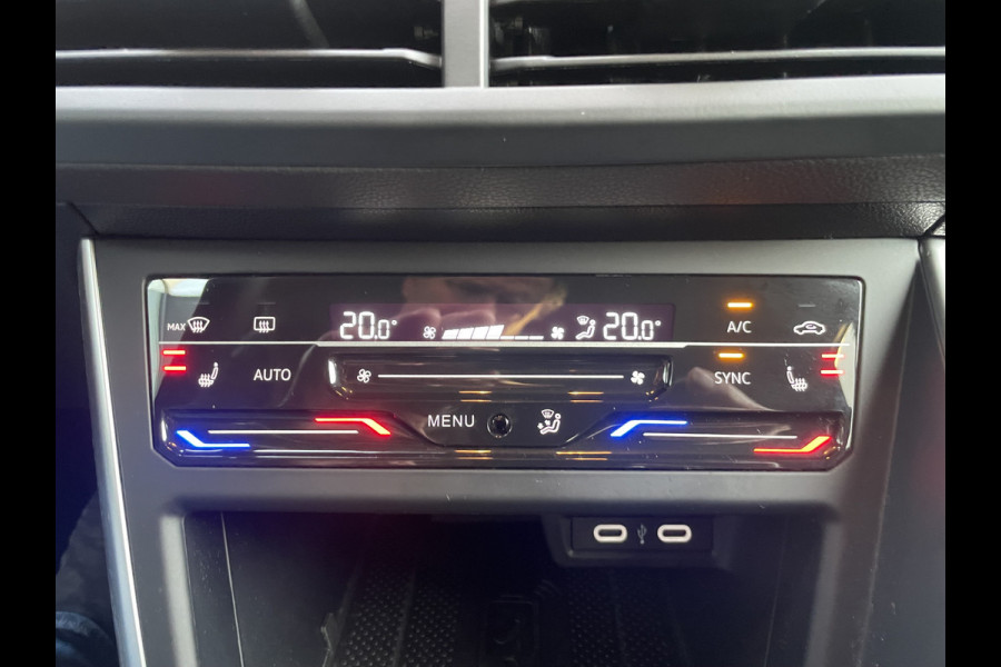 Volkswagen Polo 1.0 TSI Life Edition Achteruitrijcamera - Cruise control - Airco - Apple carplay - Navigatiesysteem - Parkeersensoren voor en achter - Licht metalen velgen 15 inch - Radio - Stuur multifunctioneel - Extra getint glas achter - Elektrische ramen voor en achter - Regensensor - Start/stop systeem