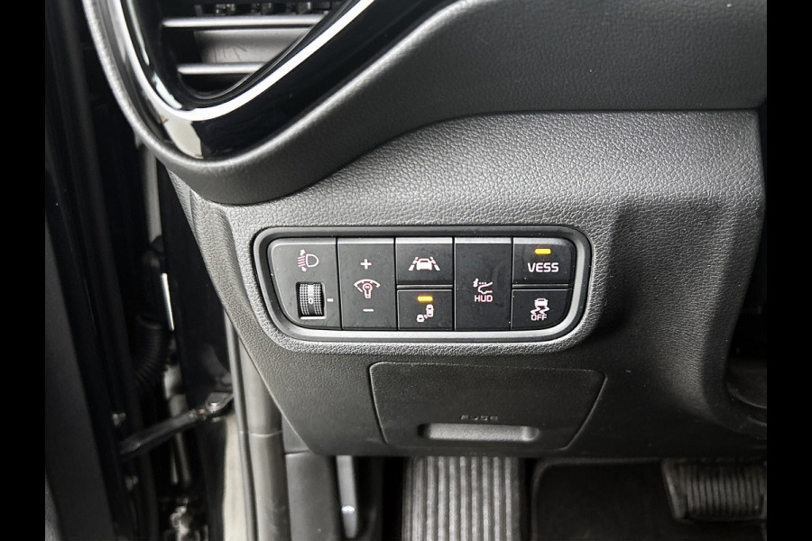 Kia e-Soul 150kW / 64kWh / SOH 100% / Executive line / Leder / TV. DVD scherm / Xenon / Navigatie / Airco-ecc. / Apk 12-2026