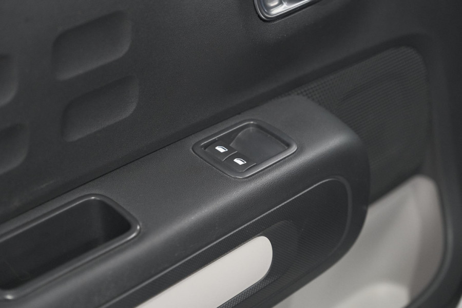 Citroën C3 PureTech 82 Feel Edition | Parkeersensoren | Navigatie | Apple Carplay | Climate Control