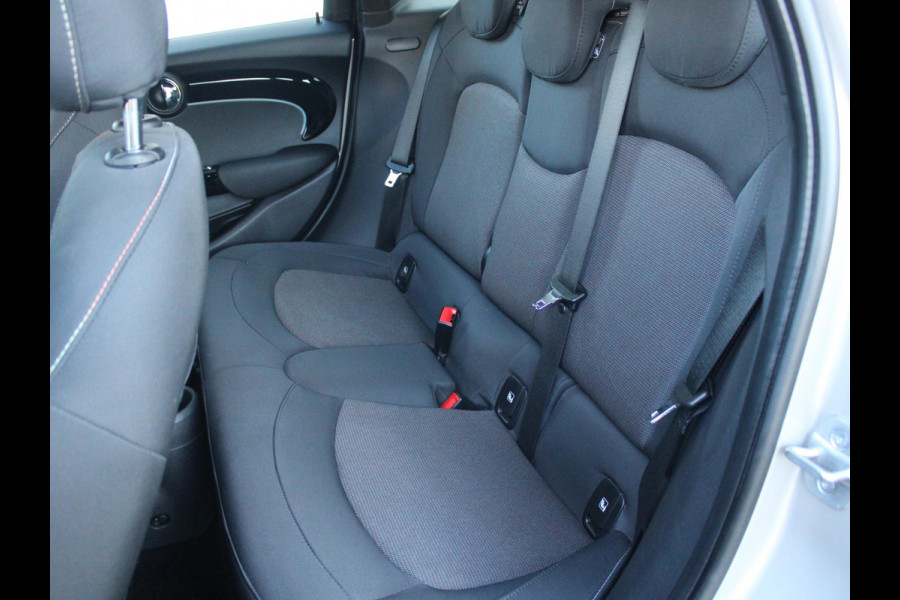 MINI Mini 1.5 Cooper Camden Edition | NAVIGATIE |